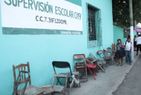 Colocar sillas no garantiza lugar en la escuela: Segey