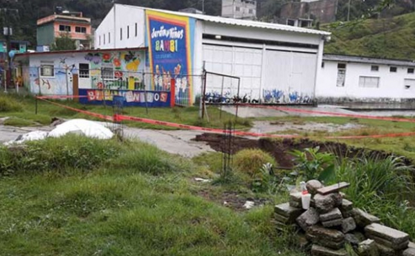 Resultan afectadas escuelas en Teziutlán por sismo y huracán