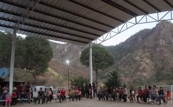 Inauguran domos escolares en poblados de Guadalupe y Calvo