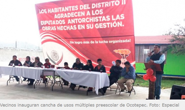 Vecinos inauguran cancha de usos múltiples en preescolar de Ocotepec